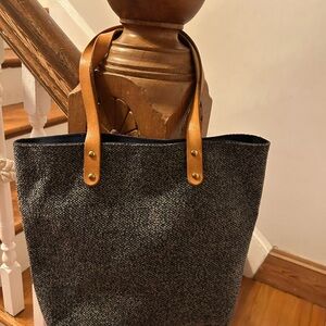 Stylish Blue / Red flippable Wool Tote Bag